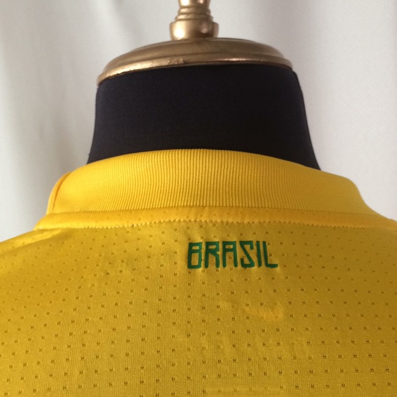 Brasil Home Jersey-OPEN TO OFFERS!😊💵💵 - Picture 10 of 11